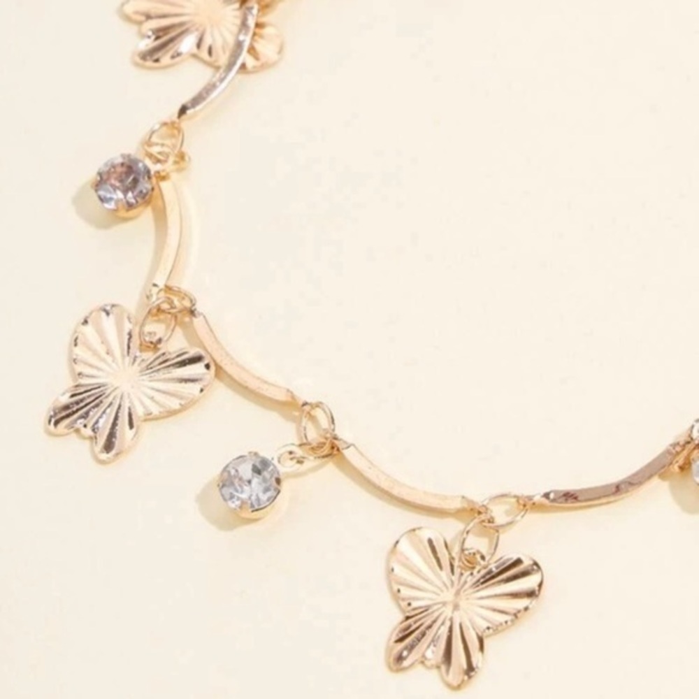 3/$30 💛 Butterfly Rhinestone Anklet - Picture 4 of 4